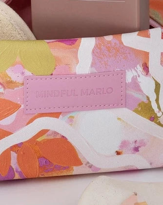 Mindful Marlo Box Make Up Bag - Ivy