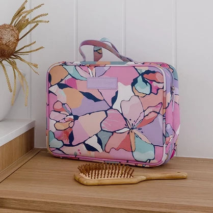 Mindful Marlo Hanging Toiletry Bag – Willow